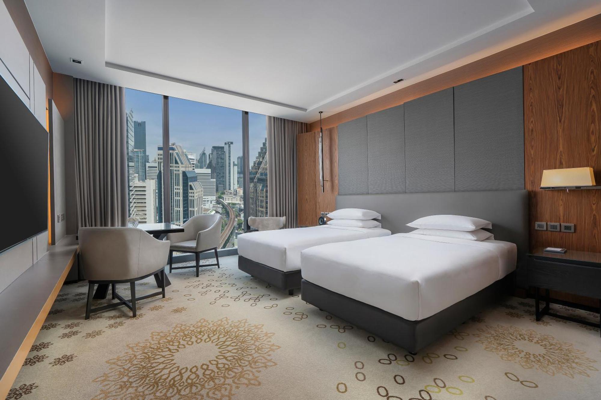Hyatt Regency Sukhumvit होटल 5*